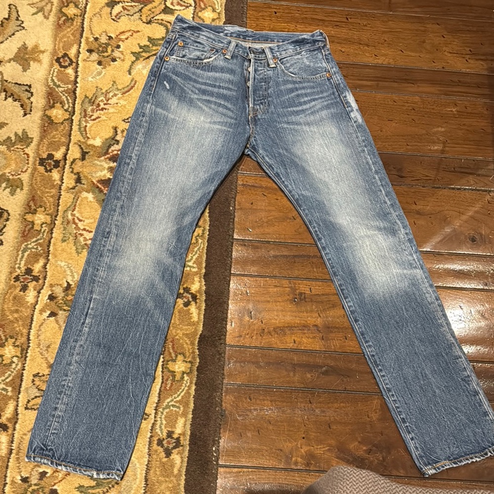 Levi’s  Size 28 but fit 25 inch Mid Wash  Blue Denim Jeans
